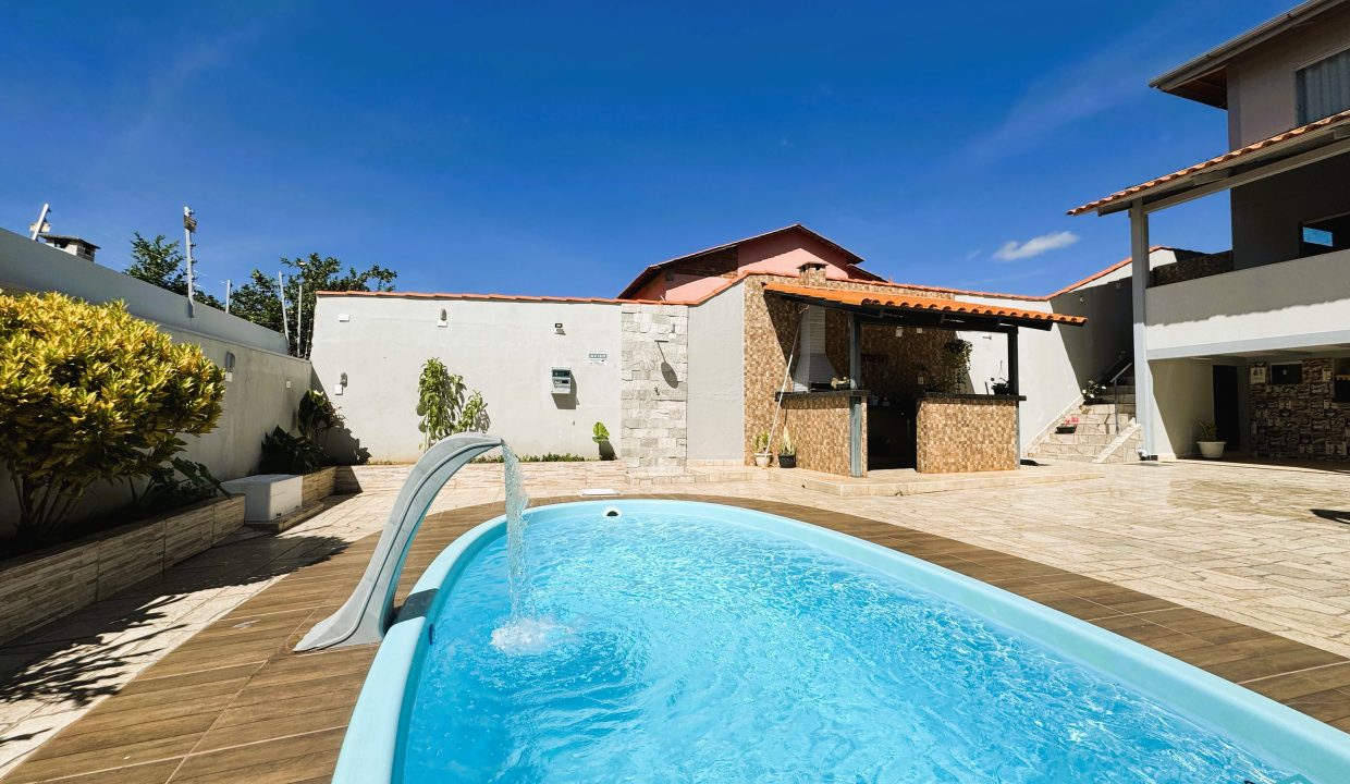 Venda de Chácara em Pirenópolis é na Siqueira Imobiliária de Pirenópolis / Imobiliária de Goiás / Imobiliária do Brasil / Imobiliária do Centro-Oeste / Pirenópolis Imóveis / Imóveis Pirenópolis / Imobiliária de Pirenópolis / Pirenópolis Imobiliária / Goiás Imóveis / Brasil Imóveis / Pirenópolis / Goiás / Brasil / Siqueira Imobiliária de Goiás / Consultoria Imobiliária / Consultor Imobiliário / Venda de Imóveis Pirenópolis / Melhor Imobiliária de Pirenópolis / Venda de pousadas / Venda de terrenos / venda de casas/ Venda de Lotes / Venda de Chácara / Venda de Fazenda / Venda de Apartamentos / Venda de Flat / Venda de Sítio / Brasília Imóveis / Goiânia Imóveis / Imobiliária de Goiânia / Imobiliária de Brasília/ Imobiliária em Pirenópolis / Imobiliária de Pirenópolis / Condomínio Fechado Vaga Fogo / Condomínio Paço da Estalagem / Condomínio Parque da Estalagem / Condomínio Quinta do Sol / Condomínio Fechado Pirenópolis / Cachoeiras Pirenópolis / Restaurante Pirenópolis / Imóveis Pirenópolis / Chácara Rio das Almas / Chácara Padre Bernardo / Venda de Chácara em Padre Bernardo / Venda de Casarão em Pirenópolis / Casarão em Pirenópolis / Casarão Histórico Pirenópolis / Centro Histórico Pirenópolis / Centro Pirenópolis / Venda de Sobrado no Condomínio Parque da Estalagem / Parque da Estalagem Pirenópolis / Melhor Condomínio de Pirenópolis / Condomínio Vaga Fogo / Venda de Sobrado Condomínio Vaga Fogo / Vaga Fogo / Córrego Vaga Fogo / Venda de Casa no Centro Histórico de Pirenópolis / Casa Centro Histórico / Venda de Casa na Vila Matutina / Casa Vila Matutina / Casa Bairro da Luz Pirenópolis / Venda de Casa em Bairro nobre de Pirenópolis / Venda de Casa de Luxo Pirenópolis / Casas Boas em Pirenópolis / Casa Com piscina Pirenópolis / Venda de Casa no Santa Bárbara Pirenópolis / Casa Santa Bárbara Pirenópolis / Casa Bairro do Carmo Pirenópolis / Casa Carmo / Casa Grande Pirenópolis / Venda de Casa Setor Meia Ponte Pirenópolis / Casa Setor Meia Ponte / Venda de Casa Santa Luzia Pirenópolis / Venda de Casa no Jardim Esmeralda / Venda de Casa Brasília / Venda de Casa DF / Brasília Imóveis / Lago Norte / Lago Sul / Brasília Plano Piloto / Dicas de Investimento em Pirenópolis / Igreja Matriz Pirenópolis / Igreja Matriz / Venda de Casa em Anápolis / Casa Anápolis / Imobiliária de Anápolis / Anápolis Imóveis / Venda de Casarão em Pirenópolis / Venda de Casarão em Goiás