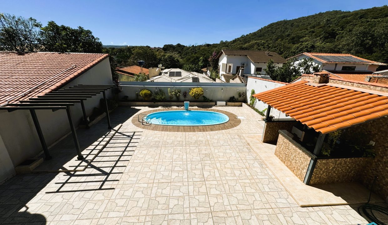 Venda de Chácara em Pirenópolis é na Siqueira Imobiliária de Pirenópolis / Imobiliária de Goiás / Imobiliária do Brasil / Imobiliária do Centro-Oeste / Pirenópolis Imóveis / Imóveis Pirenópolis / Imobiliária de Pirenópolis / Pirenópolis Imobiliária / Goiás Imóveis / Brasil Imóveis / Pirenópolis / Goiás / Brasil / Siqueira Imobiliária de Goiás / Consultoria Imobiliária / Consultor Imobiliário / Venda de Imóveis Pirenópolis / Melhor Imobiliária de Pirenópolis / Venda de pousadas / Venda de terrenos / venda de casas/ Venda de Lotes / Venda de Chácara / Venda de Fazenda / Venda de Apartamentos / Venda de Flat / Venda de Sítio / Brasília Imóveis / Goiânia Imóveis / Imobiliária de Goiânia / Imobiliária de Brasília/ Imobiliária em Pirenópolis / Imobiliária de Pirenópolis / Condomínio Fechado Vaga Fogo / Condomínio Paço da Estalagem / Condomínio Parque da Estalagem / Condomínio Quinta do Sol / Condomínio Fechado Pirenópolis / Cachoeiras Pirenópolis / Restaurante Pirenópolis / Imóveis Pirenópolis / Chácara Rio das Almas / Chácara Padre Bernardo / Venda de Chácara em Padre Bernardo / Venda de Casarão em Pirenópolis / Casarão em Pirenópolis / Casarão Histórico Pirenópolis / Centro Histórico Pirenópolis / Centro Pirenópolis / Venda de Sobrado no Condomínio Parque da Estalagem / Parque da Estalagem Pirenópolis / Melhor Condomínio de Pirenópolis / Condomínio Vaga Fogo / Venda de Sobrado Condomínio Vaga Fogo / Vaga Fogo / Córrego Vaga Fogo / Venda de Casa no Centro Histórico de Pirenópolis / Casa Centro Histórico / Venda de Casa na Vila Matutina / Casa Vila Matutina / Casa Bairro da Luz Pirenópolis / Venda de Casa em Bairro nobre de Pirenópolis / Venda de Casa de Luxo Pirenópolis / Casas Boas em Pirenópolis / Casa Com piscina Pirenópolis / Venda de Casa no Santa Bárbara Pirenópolis / Casa Santa Bárbara Pirenópolis / Casa Bairro do Carmo Pirenópolis / Casa Carmo / Casa Grande Pirenópolis / Venda de Casa Setor Meia Ponte Pirenópolis / Casa Setor Meia Ponte / Venda de Casa Santa Luzia Pirenópolis / Venda de Casa no Jardim Esmeralda / Venda de Casa Brasília / Venda de Casa DF / Brasília Imóveis / Lago Norte / Lago Sul / Brasília Plano Piloto / Dicas de Investimento em Pirenópolis / Igreja Matriz Pirenópolis / Igreja Matriz / Venda de Casa em Anápolis / Casa Anápolis / Imobiliária de Anápolis / Anápolis Imóveis / Venda de Casarão em Pirenópolis / Venda de Casarão em Goiás