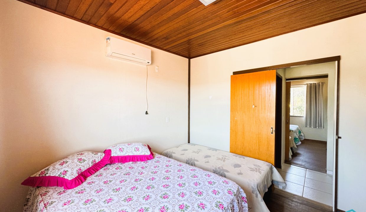 Venda de Chácara em Pirenópolis é na Siqueira Imobiliária de Pirenópolis / Imobiliária de Goiás / Imobiliária do Brasil / Imobiliária do Centro-Oeste / Pirenópolis Imóveis / Imóveis Pirenópolis / Imobiliária de Pirenópolis / Pirenópolis Imobiliária / Goiás Imóveis / Brasil Imóveis / Pirenópolis / Goiás / Brasil / Siqueira Imobiliária de Goiás / Consultoria Imobiliária / Consultor Imobiliário / Venda de Imóveis Pirenópolis / Melhor Imobiliária de Pirenópolis / Venda de pousadas / Venda de terrenos / venda de casas/ Venda de Lotes / Venda de Chácara / Venda de Fazenda / Venda de Apartamentos / Venda de Flat / Venda de Sítio / Brasília Imóveis / Goiânia Imóveis / Imobiliária de Goiânia / Imobiliária de Brasília/ Imobiliária em Pirenópolis / Imobiliária de Pirenópolis / Condomínio Fechado Vaga Fogo / Condomínio Paço da Estalagem / Condomínio Parque da Estalagem / Condomínio Quinta do Sol / Condomínio Fechado Pirenópolis / Cachoeiras Pirenópolis / Restaurante Pirenópolis / Imóveis Pirenópolis / Chácara Rio das Almas / Chácara Padre Bernardo / Venda de Chácara em Padre Bernardo / Venda de Casarão em Pirenópolis / Casarão em Pirenópolis / Casarão Histórico Pirenópolis / Centro Histórico Pirenópolis / Centro Pirenópolis / Venda de Sobrado no Condomínio Parque da Estalagem / Parque da Estalagem Pirenópolis / Melhor Condomínio de Pirenópolis / Condomínio Vaga Fogo / Venda de Sobrado Condomínio Vaga Fogo / Vaga Fogo / Córrego Vaga Fogo / Venda de Casa no Centro Histórico de Pirenópolis / Casa Centro Histórico / Venda de Casa na Vila Matutina / Casa Vila Matutina / Casa Bairro da Luz Pirenópolis / Venda de Casa em Bairro nobre de Pirenópolis / Venda de Casa de Luxo Pirenópolis / Casas Boas em Pirenópolis / Casa Com piscina Pirenópolis / Venda de Casa no Santa Bárbara Pirenópolis / Casa Santa Bárbara Pirenópolis / Casa Bairro do Carmo Pirenópolis / Casa Carmo / Casa Grande Pirenópolis / Venda de Casa Setor Meia Ponte Pirenópolis / Casa Setor Meia Ponte / Venda de Casa Santa Luzia Pirenópolis / Venda de Casa no Jardim Esmeralda / Venda de Casa Brasília / Venda de Casa DF / Brasília Imóveis / Lago Norte / Lago Sul / Brasília Plano Piloto / Dicas de Investimento em Pirenópolis / Igreja Matriz Pirenópolis / Igreja Matriz / Venda de Casa em Anápolis / Casa Anápolis / Imobiliária de Anápolis / Anápolis Imóveis / Venda de Casarão em Pirenópolis / Venda de Casarão em Goiás