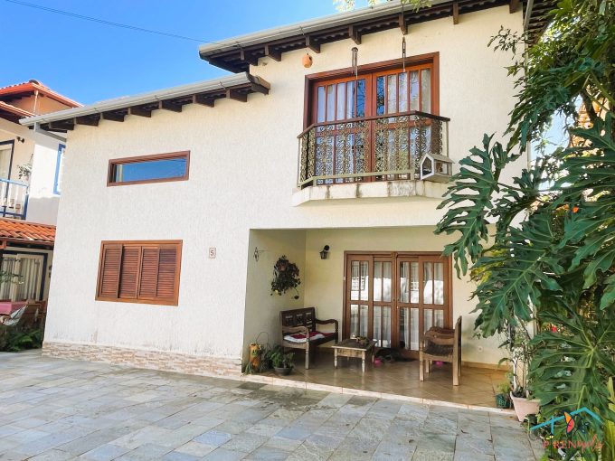 Venda de Chácara em Pirenópolis é na Siqueira Imobiliária de Pirenópolis / Imobiliária de Goiás / Imobiliária do Brasil / Imobiliária do Centro-Oeste / Pirenópolis Imóveis / Imóveis Pirenópolis / Imobiliária de Pirenópolis / Pirenópolis Imobiliária / Goiás Imóveis / Brasil Imóveis / Pirenópolis / Goiás / Brasil / Siqueira Imobiliária de Goiás / Consultoria Imobiliária / Consultor Imobiliário / Venda de Imóveis Pirenópolis / Melhor Imobiliária de Pirenópolis / Venda de pousadas / Venda de terrenos / venda de casas/ Venda de Lotes / Venda de Chácara / Venda de Fazenda / Venda de Apartamentos / Venda de Flat / Venda de Sítio / Brasília Imóveis / Goiânia Imóveis / Imobiliária de Goiânia / Imobiliária de Brasília/ Imobiliária em Pirenópolis / Imobiliária de Pirenópolis / Condomínio Fechado Vaga Fogo / Condomínio Paço da Estalagem / Condomínio Parque da Estalagem / Condomínio Quinta do Sol / Condomínio Fechado Pirenópolis / Cachoeiras Pirenópolis / Restaurante Pirenópolis / Imóveis Pirenópolis / Chácara Rio das Almas / Chácara Padre Bernardo / Venda de Chácara em Padre Bernardo / Venda de Casarão em Pirenópolis / Casarão em Pirenópolis / Casarão Histórico Pirenópolis / Centro Histórico Pirenópolis / Centro Pirenópolis / Venda de Sobrado no Condomínio Parque da Estalagem / Parque da Estalagem Pirenópolis / Melhor Condomínio de Pirenópolis / Condomínio Vaga Fogo / Venda de Sobrado Condomínio Vaga Fogo / Vaga Fogo / Córrego Vaga Fogo / Venda de Casa no Centro Histórico de Pirenópolis / Casa Centro Histórico / Venda de Casa na Vila Matutina / Casa Vila Matutina / Casa Bairro da Luz Pirenópolis / Venda de Casa em Bairro nobre de Pirenópolis / Venda de Casa de Luxo Pirenópolis / Casas Boas em Pirenópolis / Casa Com piscina Pirenópolis / Venda de Casa no Santa Bárbara Pirenópolis / Casa Santa Bárbara Pirenópolis / Casa Bairro do Carmo Pirenópolis / Casa Carmo / Casa Grande Pirenópolis / Venda de Casa Setor Meia Ponte Pirenópolis / Casa Setor Meia Ponte / Venda de Casa Santa Luzia Pirenópolis / Venda de Casa no Jardim Esmeralda / Venda de Casa Brasília / Venda de Casa DF / Brasília Imóveis / Lago Norte / Lago Sul / Brasília Plano Piloto / Dicas de Investimento em Pirenópolis / Igreja Matriz Pirenópolis / Igreja Matriz / Venda de Casa em Anápolis / Casa Anápolis / Imobiliária de Anápolis / Anápolis Imóveis / Venda de Casarão em Pirenópolis / Venda de Casarão em Goiás