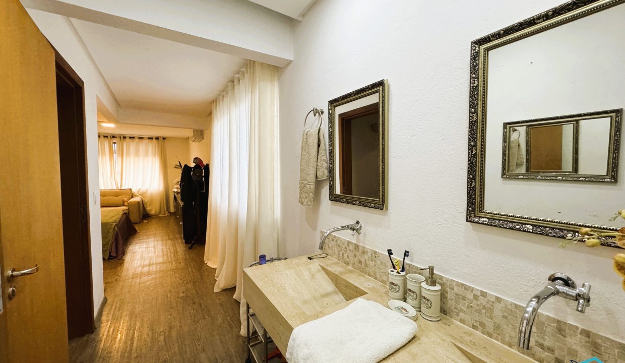 Venda de Chácara em Pirenópolis é na Siqueira Imobiliária de Pirenópolis / Imobiliária de Goiás / Imobiliária do Brasil / Imobiliária do Centro-Oeste / Pirenópolis Imóveis / Imóveis Pirenópolis / Imobiliária de Pirenópolis / Pirenópolis Imobiliária / Goiás Imóveis / Brasil Imóveis / Pirenópolis / Goiás / Brasil / Siqueira Imobiliária de Goiás / Consultoria Imobiliária / Consultor Imobiliário / Venda de Imóveis Pirenópolis / Melhor Imobiliária de Pirenópolis / Venda de pousadas / Venda de terrenos / venda de casas/ Venda de Lotes / Venda de Chácara / Venda de Fazenda / Venda de Apartamentos / Venda de Flat / Venda de Sítio / Brasília Imóveis / Goiânia Imóveis / Imobiliária de Goiânia / Imobiliária de Brasília/ Imobiliária em Pirenópolis / Imobiliária de Pirenópolis / Condomínio Fechado Vaga Fogo / Condomínio Paço da Estalagem / Condomínio Parque da Estalagem / Condomínio Quinta do Sol / Condomínio Fechado Pirenópolis / Cachoeiras Pirenópolis / Restaurante Pirenópolis / Imóveis Pirenópolis / Chácara Rio das Almas / Chácara Padre Bernardo / Venda de Chácara em Padre Bernardo / Venda de Casarão em Pirenópolis / Casarão em Pirenópolis / Casarão Histórico Pirenópolis / Centro Histórico Pirenópolis / Centro Pirenópolis / Venda de Sobrado no Condomínio Parque da Estalagem / Parque da Estalagem Pirenópolis / Melhor Condomínio de Pirenópolis / Condomínio Vaga Fogo / Venda de Sobrado Condomínio Vaga Fogo / Vaga Fogo / Córrego Vaga Fogo / Venda de Casa no Centro Histórico de Pirenópolis / Casa Centro Histórico / Venda de Casa na Vila Matutina / Casa Vila Matutina / Casa Bairro da Luz Pirenópolis / Venda de Casa em Bairro nobre de Pirenópolis / Venda de Casa de Luxo Pirenópolis / Casas Boas em Pirenópolis / Casa Com piscina Pirenópolis / Venda de Casa no Santa Bárbara Pirenópolis / Casa Santa Bárbara Pirenópolis / Casa Bairro do Carmo Pirenópolis / Casa Carmo / Casa Grande Pirenópolis / Venda de Casa Setor Meia Ponte Pirenópolis / Casa Setor Meia Ponte / Venda de Casa Santa Luzia Pirenópolis / Venda de Casa no Jardim Esmeralda / Venda de Casa Brasília / Venda de Casa DF / Brasília Imóveis / Lago Norte / Lago Sul / Brasília Plano Piloto / Dicas de Investimento em Pirenópolis / Igreja Matriz Pirenópolis / Igreja Matriz / Venda de Casa em Anápolis / Casa Anápolis / Imobiliária de Anápolis / Anápolis Imóveis / Venda de Casarão em Pirenópolis / Venda de Casarão em Goiás