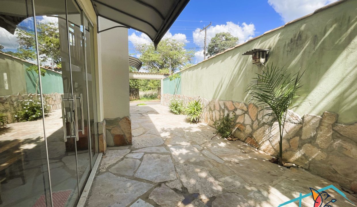 Venda de Chácara em Pirenópolis é na Siqueira Imobiliária de Pirenópolis / Imobiliária de Goiás / Imobiliária do Brasil / Imobiliária do Centro-Oeste / Pirenópolis Imóveis / Imóveis Pirenópolis / Imobiliária de Pirenópolis / Pirenópolis Imobiliária / Goiás Imóveis / Brasil Imóveis / Pirenópolis / Goiás / Brasil / Siqueira Imobiliária de Goiás / Consultoria Imobiliária / Consultor Imobiliário / Venda de Imóveis Pirenópolis / Melhor Imobiliária de Pirenópolis / Venda de pousadas / Venda de terrenos / venda de casas/ Venda de Lotes / Venda de Chácara / Venda de Fazenda / Venda de Apartamentos / Venda de Flat / Venda de Sítio / Brasília Imóveis / Goiânia Imóveis / Imobiliária de Goiânia / Imobiliária de Brasília/ Imobiliária em Pirenópolis / Imobiliária de Pirenópolis / Condomínio Fechado Vaga Fogo / Condomínio Paço da Estalagem / Condomínio Parque da Estalagem / Condomínio Quinta do Sol / Condomínio Fechado Pirenópolis / Cachoeiras Pirenópolis / Restaurante Pirenópolis / Imóveis Pirenópolis / Chácara Rio das Almas / Chácara Padre Bernardo / Venda de Chácara em Padre Bernardo / Venda de Casarão em Pirenópolis / Casarão em Pirenópolis / Casarão Histórico Pirenópolis / Centro Histórico Pirenópolis / Centro Pirenópolis / Venda de Sobrado no Condomínio Parque da Estalagem / Parque da Estalagem Pirenópolis / Melhor Condomínio de Pirenópolis / Condomínio Vaga Fogo / Venda de Sobrado Condomínio Vaga Fogo / Vaga Fogo / Córrego Vaga Fogo / Venda de Casa no Centro Histórico de Pirenópolis / Casa Centro Histórico / Venda de Casa na Vila Matutina / Casa Vila Matutina / Casa Bairro da Luz Pirenópolis / Venda de Casa em Bairro nobre de Pirenópolis / Venda de Casa de Luxo Pirenópolis / Casas Boas em Pirenópolis / Casa Com piscina Pirenópolis / Venda de Casa no Santa Bárbara Pirenópolis / Casa Santa Bárbara Pirenópolis / Casa Bairro do Carmo Pirenópolis / Casa Carmo / Casa Grande Pirenópolis / Venda de Casa Setor Meia Ponte Pirenópolis / Casa Setor Meia Ponte / Venda de Casa Santa Luzia Pirenópolis / Venda de Casa no Jardim Esmeralda / Venda de Casa Brasília / Venda de Casa DF / Brasília Imóveis / Lago Norte / Lago Sul / Brasília Plano Piloto / Dicas de Investimento em Pirenópolis / Igreja Matriz Pirenópolis / Igreja Matriz / Venda de Casa em Anápolis / Casa Anápolis / Imobiliária de Anápolis / Anápolis Imóveis / Venda de Casarão em Pirenópolis / Venda de Casarão em Goiás