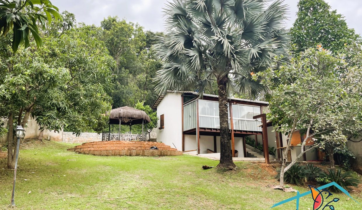 Venda de Chácara em Pirenópolis é na Siqueira Imobiliária de Pirenópolis / Imobiliária de Goiás / Imobiliária do Brasil / Imobiliária do Centro-Oeste / Pirenópolis Imóveis / Imóveis Pirenópolis / Imobiliária de Pirenópolis / Pirenópolis Imobiliária / Goiás Imóveis / Brasil Imóveis / Pirenópolis / Goiás / Brasil / Siqueira Imobiliária de Goiás / Consultoria Imobiliária / Consultor Imobiliário / Venda de Imóveis Pirenópolis / Melhor Imobiliária de Pirenópolis / Venda de pousadas / Venda de terrenos / venda de casas/ Venda de Lotes / Venda de Chácara / Venda de Fazenda / Venda de Apartamentos / Venda de Flat / Venda de Sítio / Brasília Imóveis / Goiânia Imóveis / Imobiliária de Goiânia / Imobiliária de Brasília/ Imobiliária em Pirenópolis / Imobiliária de Pirenópolis / Condomínio Fechado Vaga Fogo / Condomínio Paço da Estalagem / Condomínio Parque da Estalagem / Condomínio Quinta do Sol / Condomínio Fechado Pirenópolis / Cachoeiras Pirenópolis / Restaurante Pirenópolis / Imóveis Pirenópolis / Chácara Rio das Almas / Chácara Padre Bernardo / Venda de Chácara em Padre Bernardo / Venda de Casarão em Pirenópolis / Casarão em Pirenópolis / Casarão Histórico Pirenópolis / Centro Histórico Pirenópolis / Centro Pirenópolis / Venda de Sobrado no Condomínio Parque da Estalagem / Parque da Estalagem Pirenópolis / Melhor Condomínio de Pirenópolis / Condomínio Vaga Fogo / Venda de Sobrado Condomínio Vaga Fogo / Vaga Fogo / Córrego Vaga Fogo / Venda de Casa no Centro Histórico de Pirenópolis / Casa Centro Histórico / Venda de Casa na Vila Matutina / Casa Vila Matutina / Casa Bairro da Luz Pirenópolis / Venda de Casa em Bairro nobre de Pirenópolis / Venda de Casa de Luxo Pirenópolis / Casas Boas em Pirenópolis / Casa Com piscina Pirenópolis / Venda de Casa no Santa Bárbara Pirenópolis / Casa Santa Bárbara Pirenópolis / Casa Bairro do Carmo Pirenópolis / Casa Carmo / Casa Grande Pirenópolis / Venda de Casa Setor Meia Ponte Pirenópolis / Casa Setor Meia Ponte / Venda de Casa Santa Luzia Pirenópolis / Venda de Casa no Jardim Esmeralda / Venda de Casa Brasília / Venda de Casa DF / Brasília Imóveis / Lago Norte / Lago Sul / Brasília Plano Piloto / Dicas de Investimento em Pirenópolis / Igreja Matriz Pirenópolis / Igreja Matriz / Venda de Casa em Anápolis / Casa Anápolis / Imobiliária de Anápolis / Anápolis Imóveis / Venda de Casarão em Pirenópolis / Venda de Casarão em Goiás